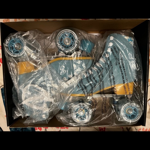 Candi Girl Carlin Roller Skates size 7 - Picture 12 of 16